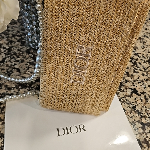 New Christian Dior Beauty Trousse Pouch clutch with box & strap. - Picture 8 of 13